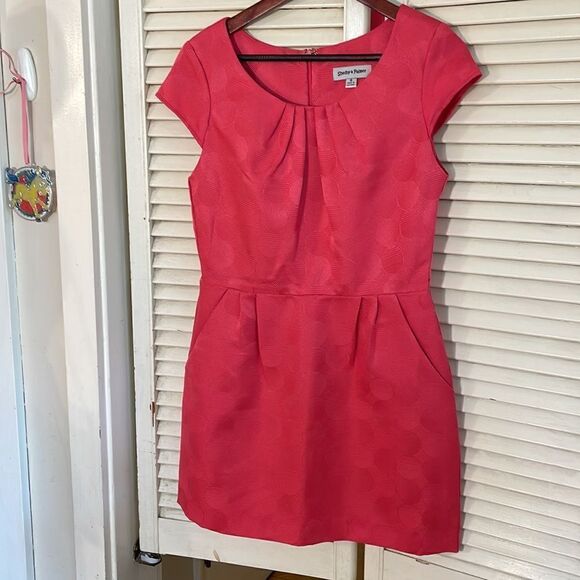 Shelby & Palmer Mini Dress 👗. - Picture 3 of 15